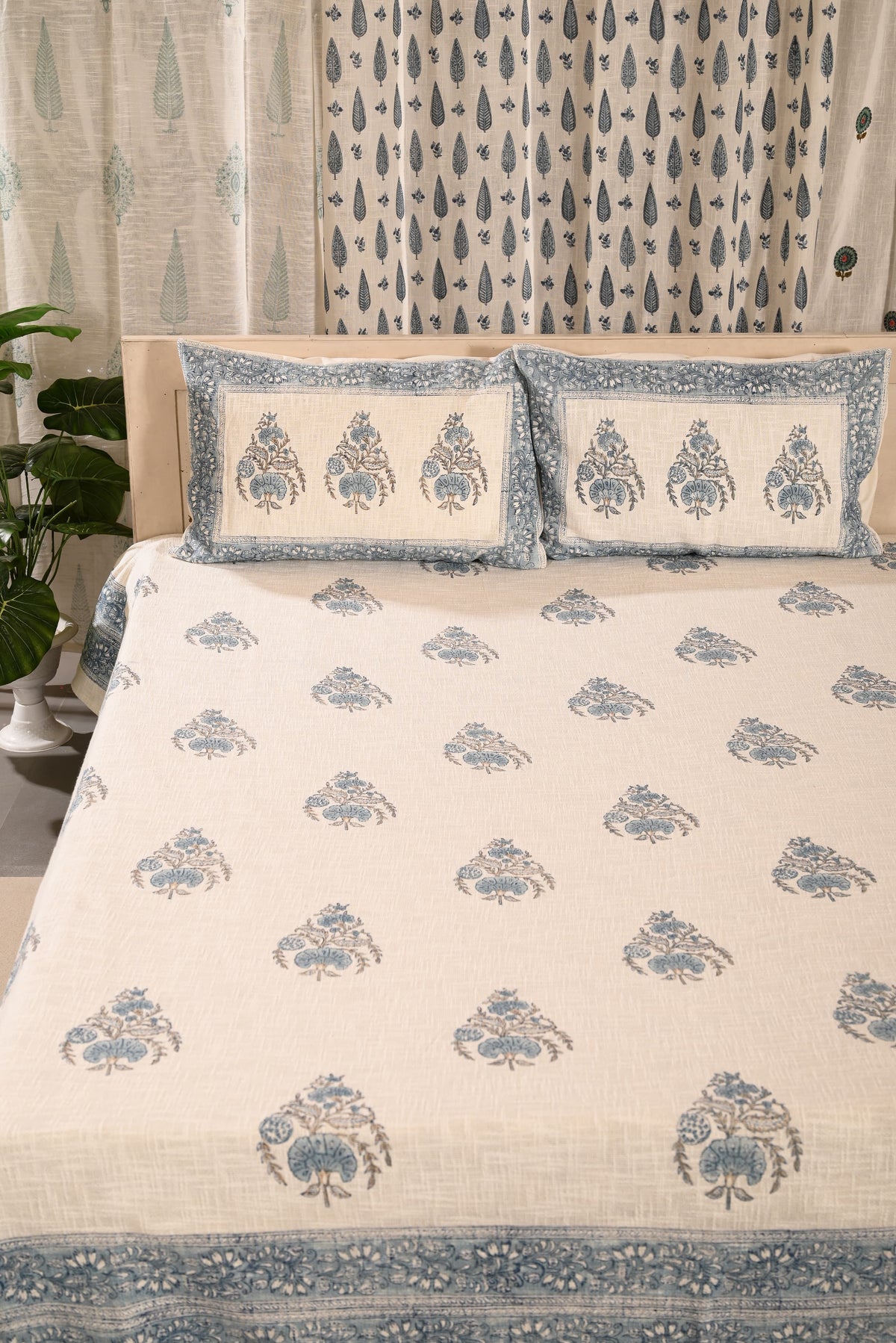 Handloom Cotton Jute Bedcover Set - Block Print